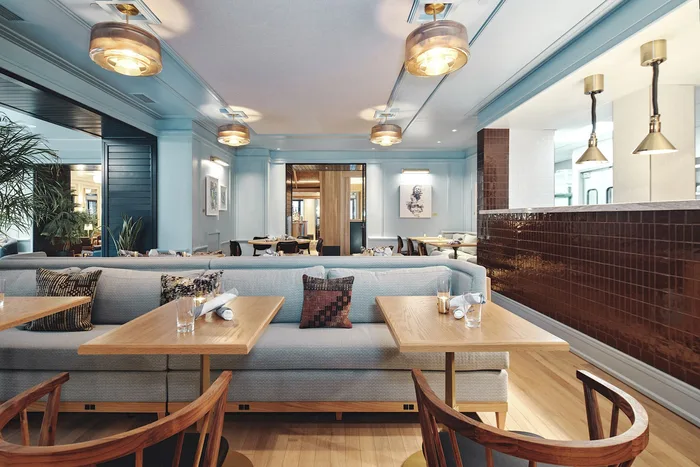The member restaurant dining room at Clayton with banquette seating